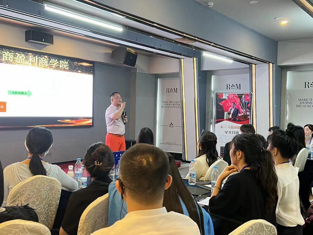 伊宁市美妆企业投资咨询(美妆企业投资咨询方案)